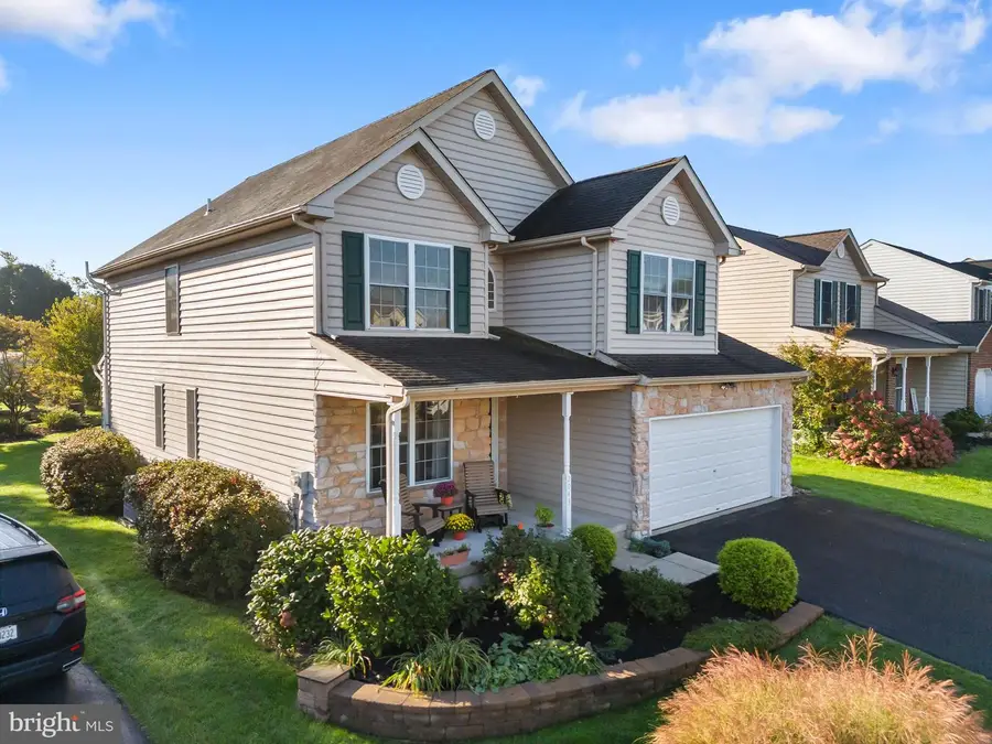 2043 Valley View Dr, Quakertown, PA 18951 - #2