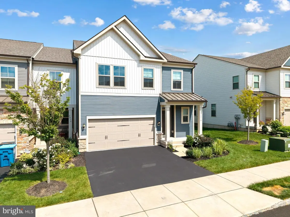 2016 Marquis Ln, Jamison, PA 18929 - #1
