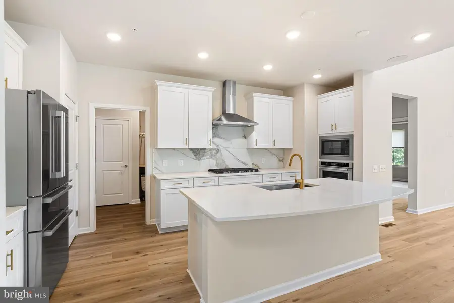 2016 Marquis Ln, Jamison, PA 18929 - #3