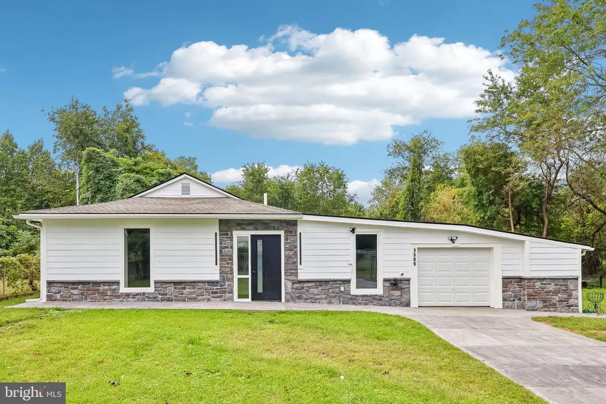 1509 Venice Ave, Bristol, PA 19007 - #1