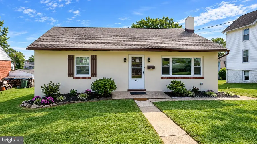 321 N 7th Street, Perkasie, PA 18944 - #2