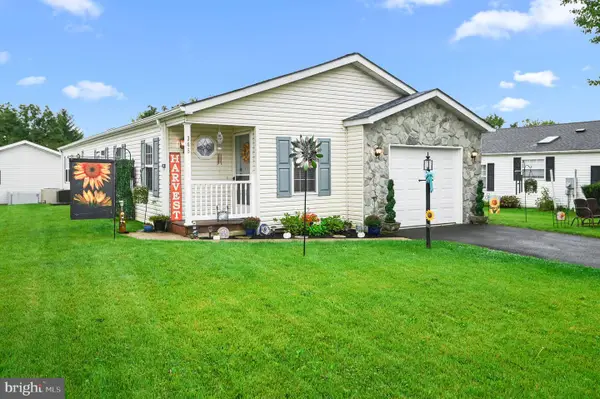 345 Countryside Cir, NEW HOPE, PA 18938