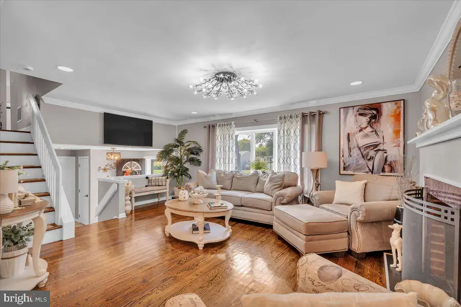 1543 Wheatfield Ln, Warminster, PA 18974 - #3