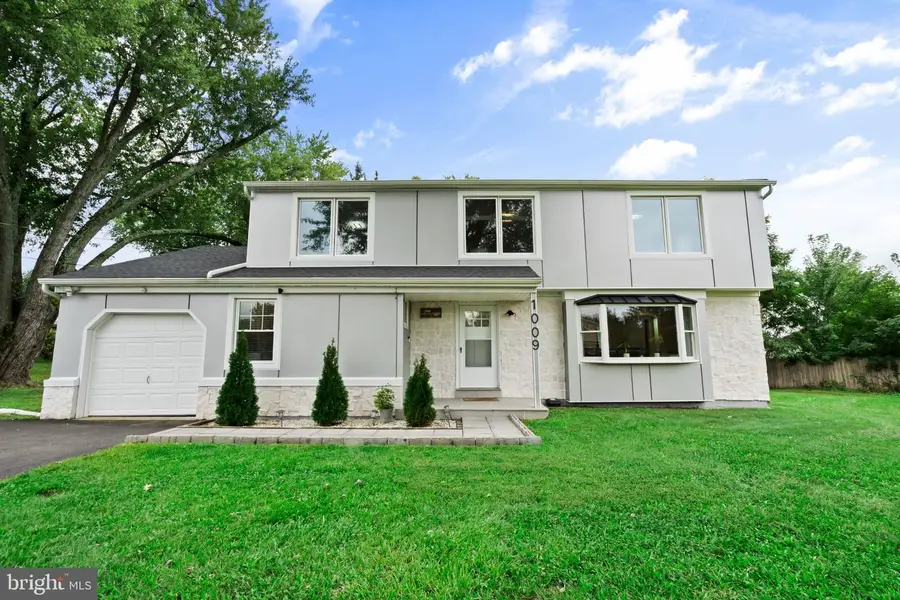 1009 Log College Dr, Warminster, PA 18974 - #2