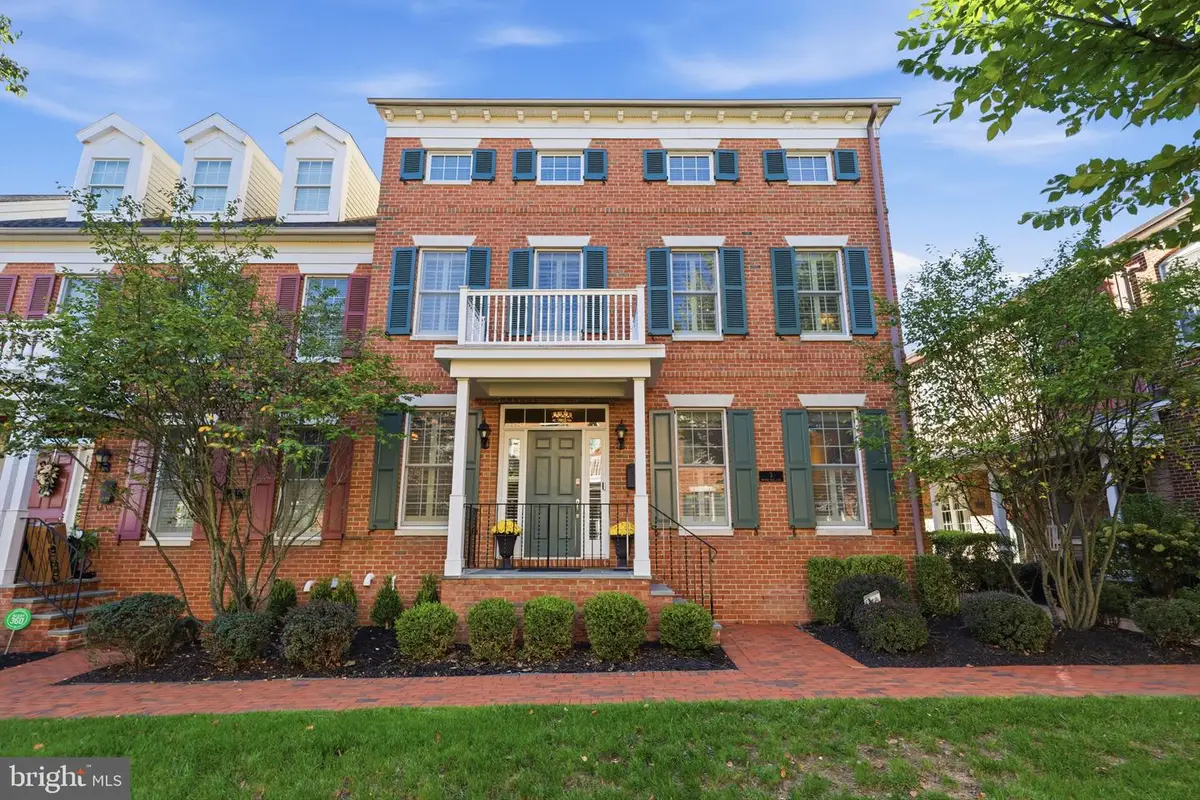 3 Watson Mill Ln, Newtown, PA 18940 - #1