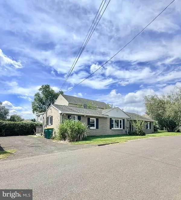 2565 Buffalo Ave, FEASTERVILLE TREVOSE, PA 19053
