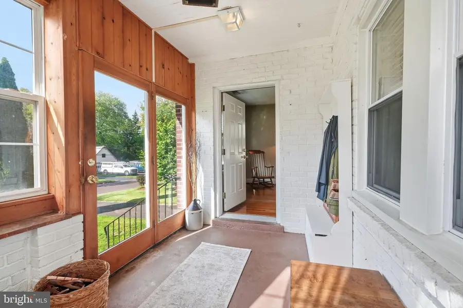 120 Fairview Ave, Chalfont, PA 18914 - #2
