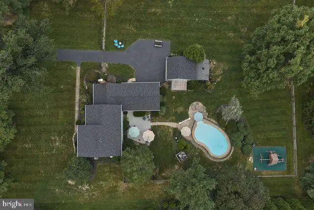 3889 Robin Rd, Furlong, PA 18925 - #3