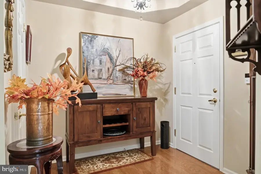 2 Falcon Dr #301, Holland, PA 18966 - #2