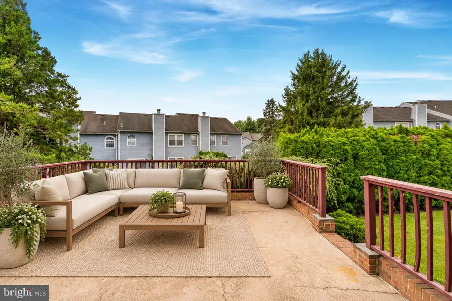 120 Forge Ln, Lower Southampton, PA 19053 - #2