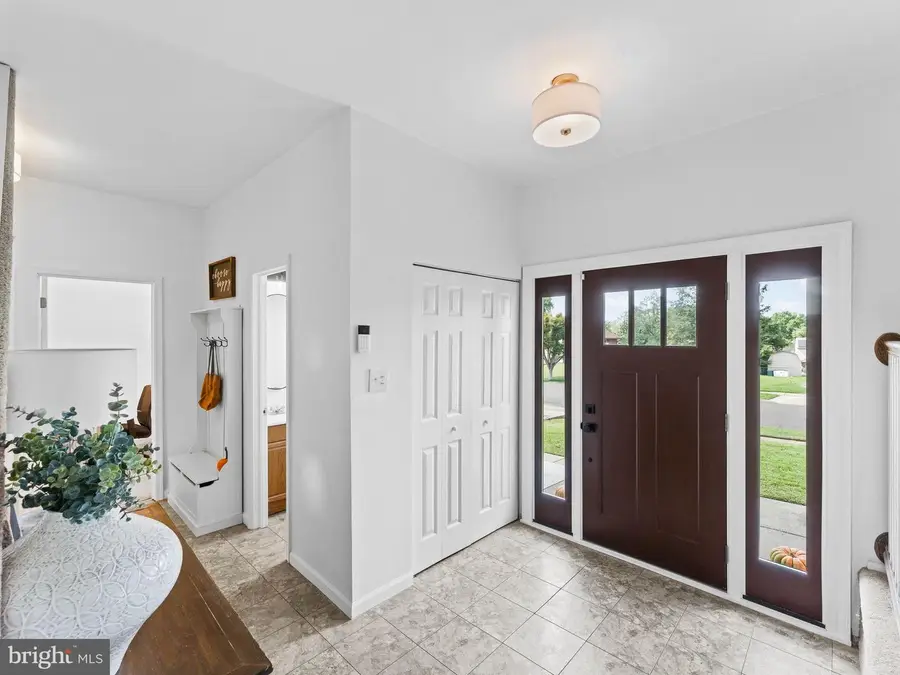 2051 Roselyn Dr, Feasterville Trevose, PA 19053 - #3