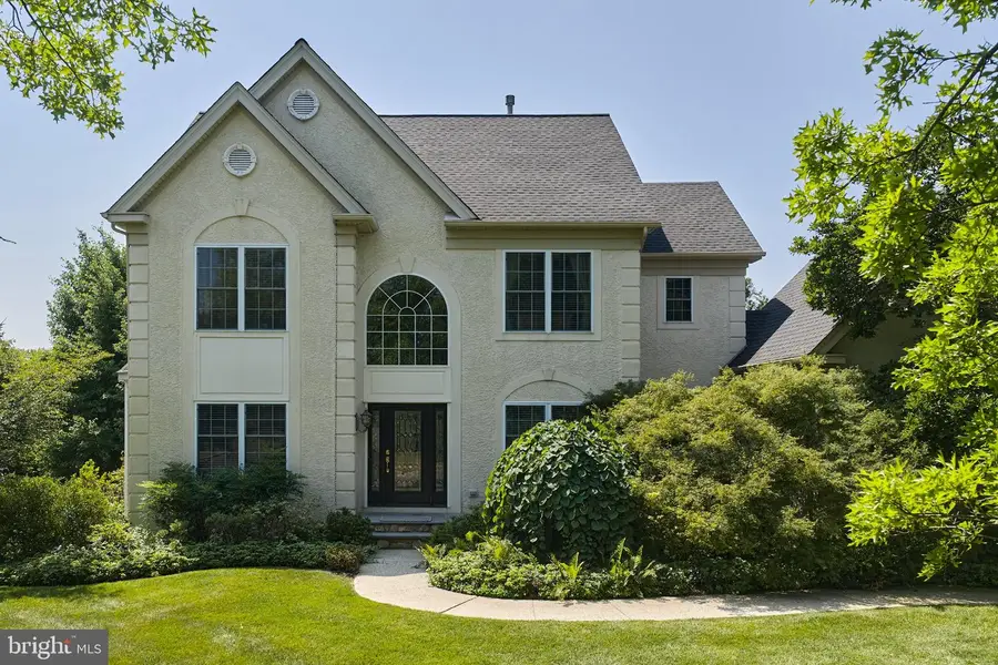 102 Parkside Dr, New Hope, PA 18938 - #2