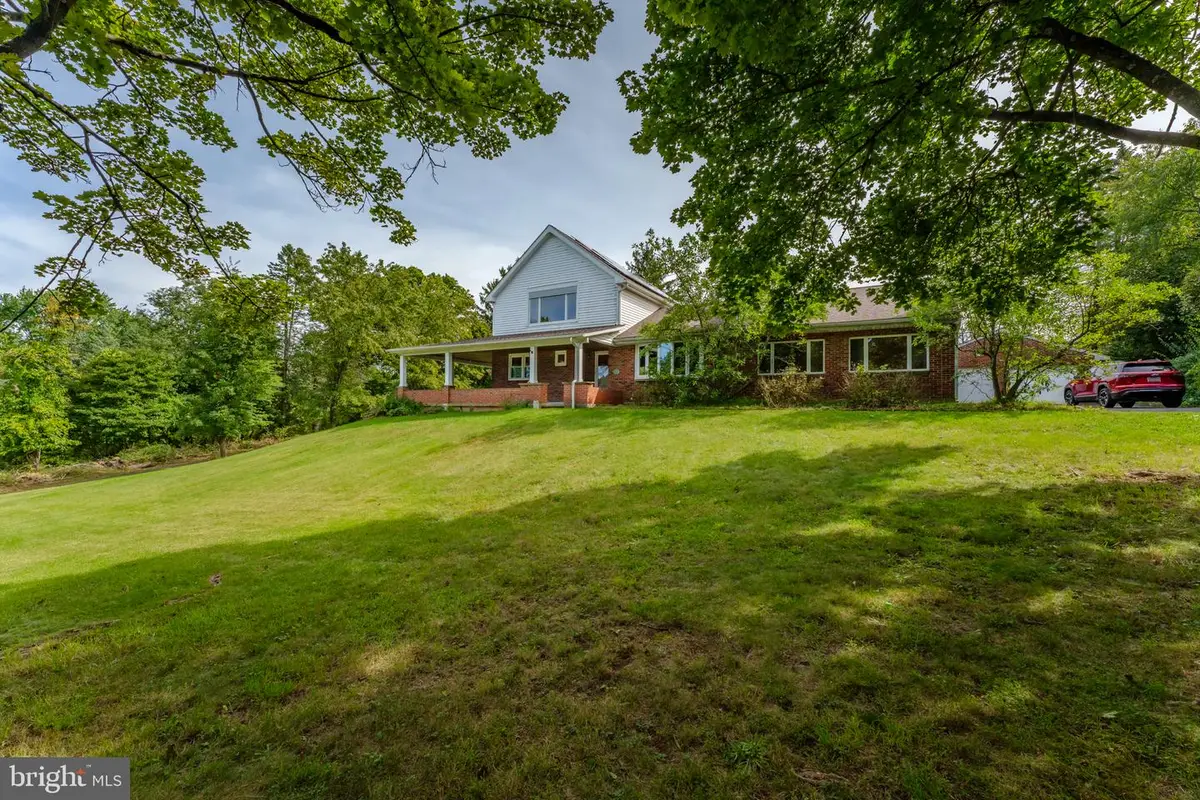 1404 Highpoint Rd, Coopersburg, PA 18036 - #1
