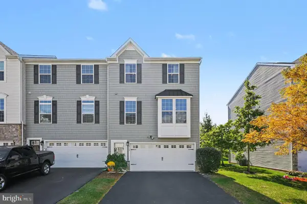 312 Pin Oak Ln, PERKASIE, PA 18944