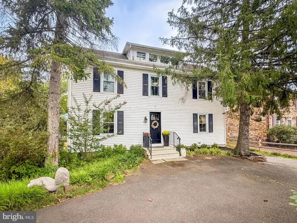 1134 General Washington Mem Blvd, Washington Crossing, PA 18977 - #1