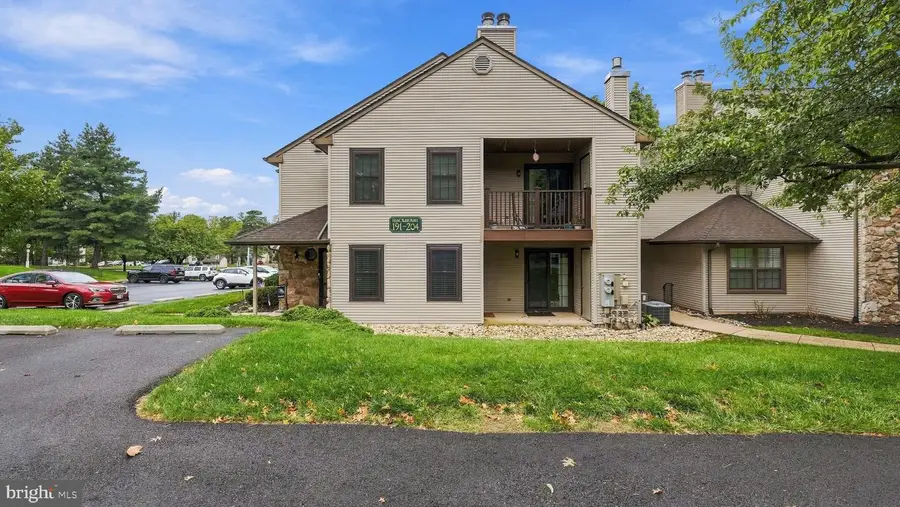 193 Hackberry Ct, Warrington, PA 18976 - #2
