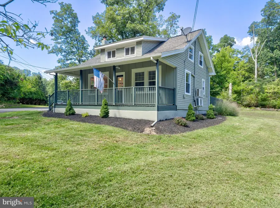 107 Rock Ridge Rd, Ottsville, PA 18942 - #2