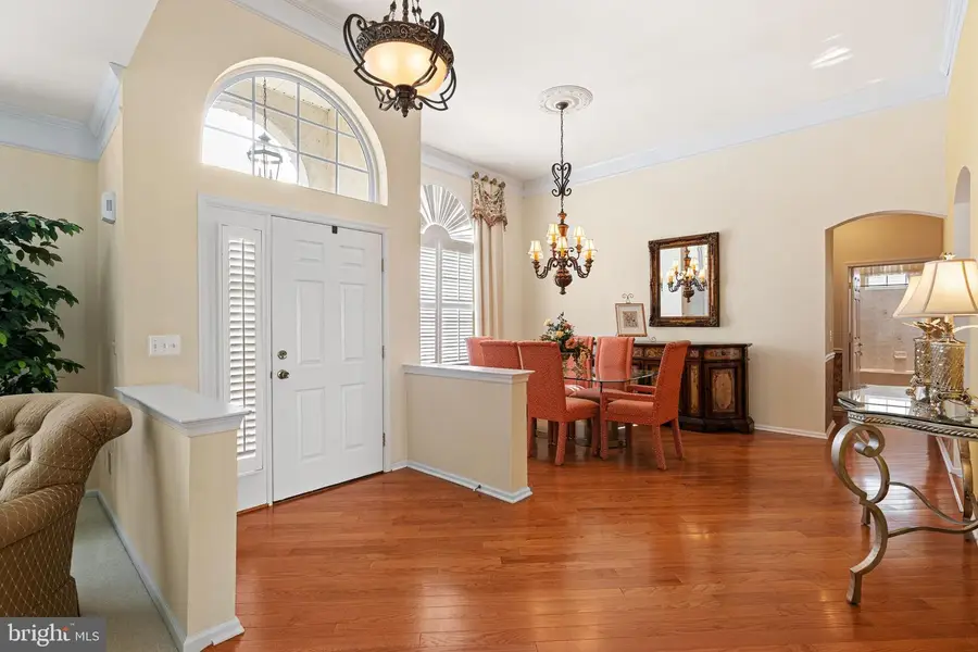 933 Laurens Ln, Warwick, PA 18974 - #2