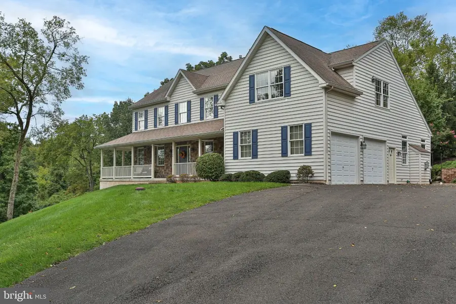 2046 Harmony Ln, Jamison, PA 18929 - #2