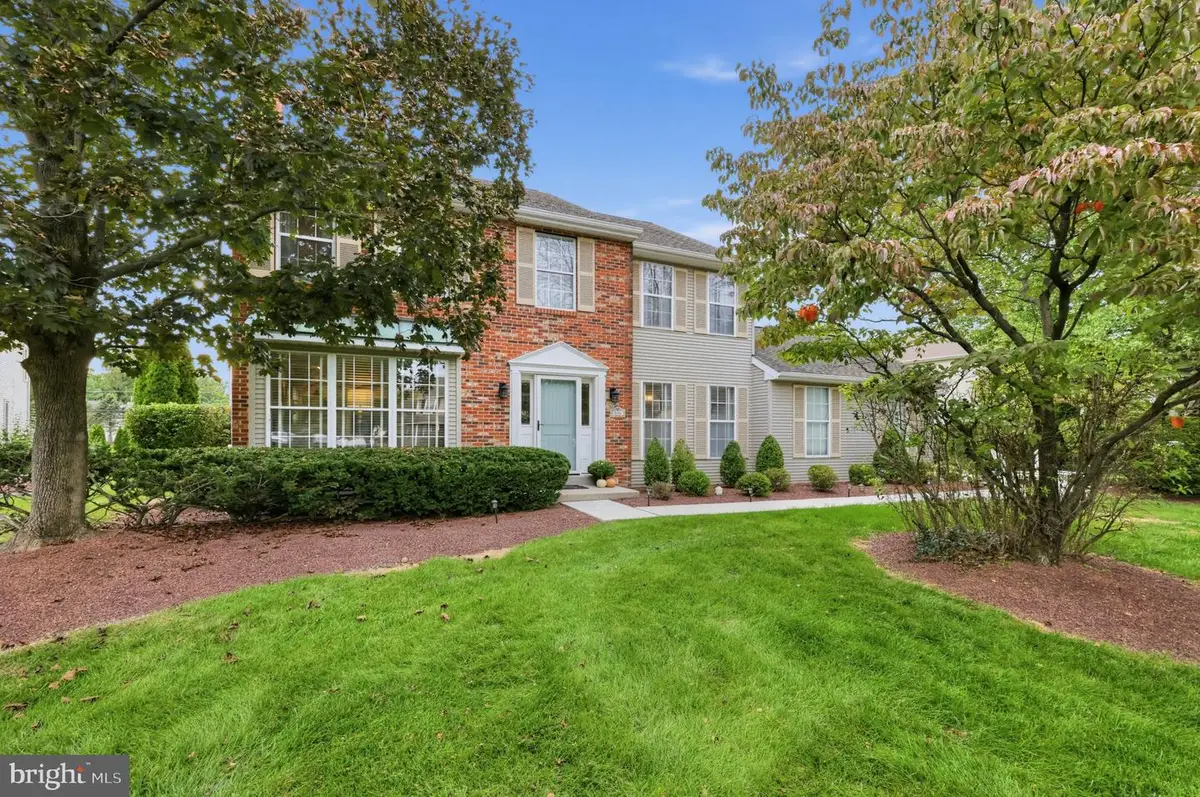 554 Heritage Oak Dr, Yardley, PA 19067 - #1