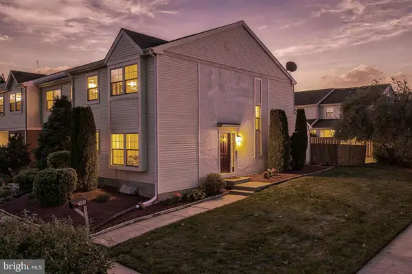 306 Ward Ct, SOUTHAMPTON, PA 18966