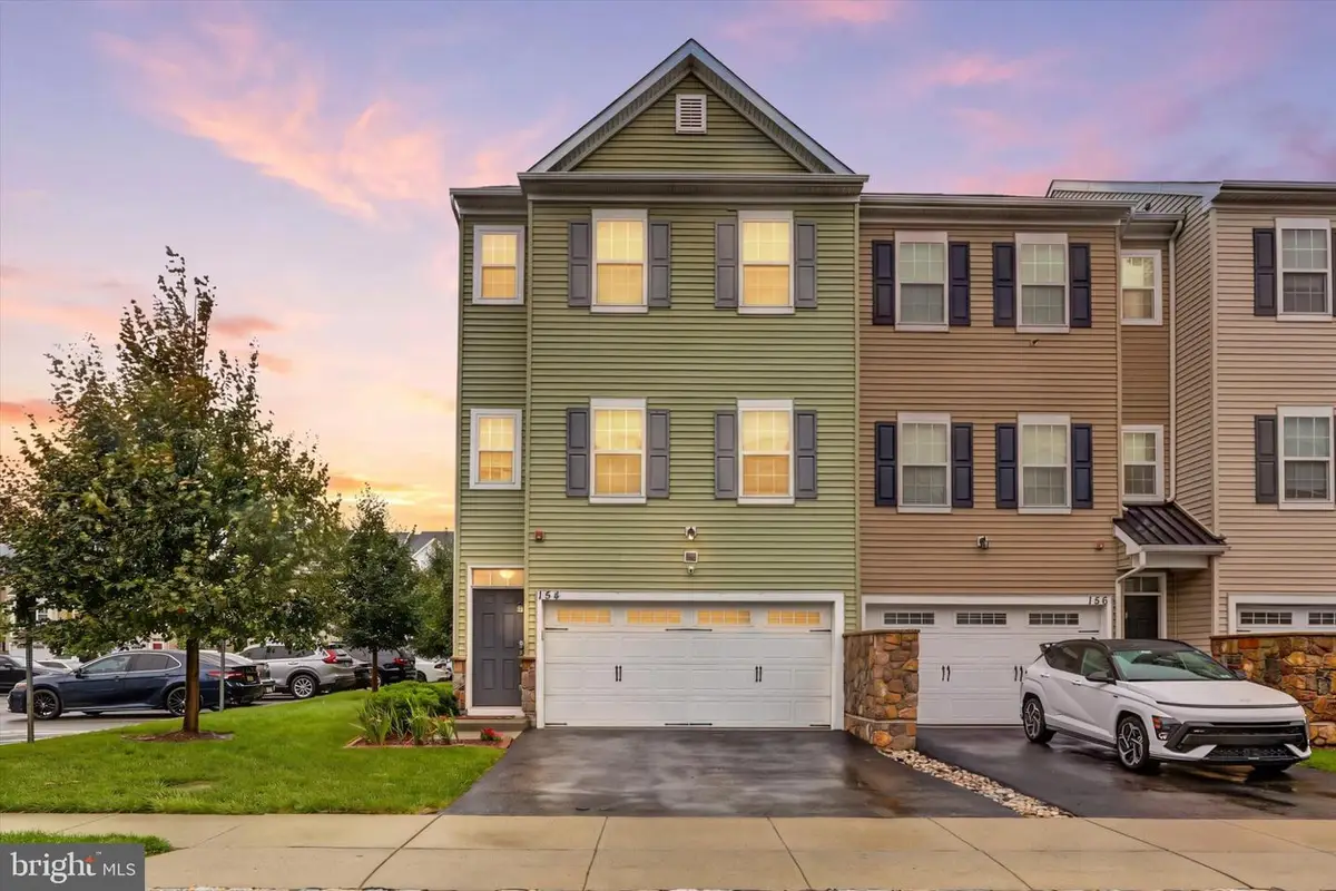154 Mercer Ct, Fairless Hills, PA 19030 - #1