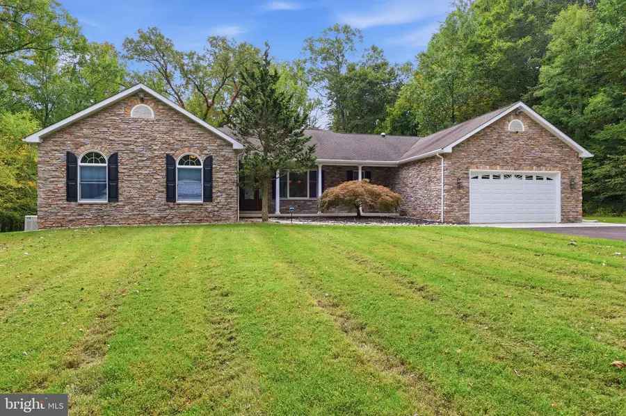 1669 Fennel Rd, Pennsburg, PA 18073 - #2