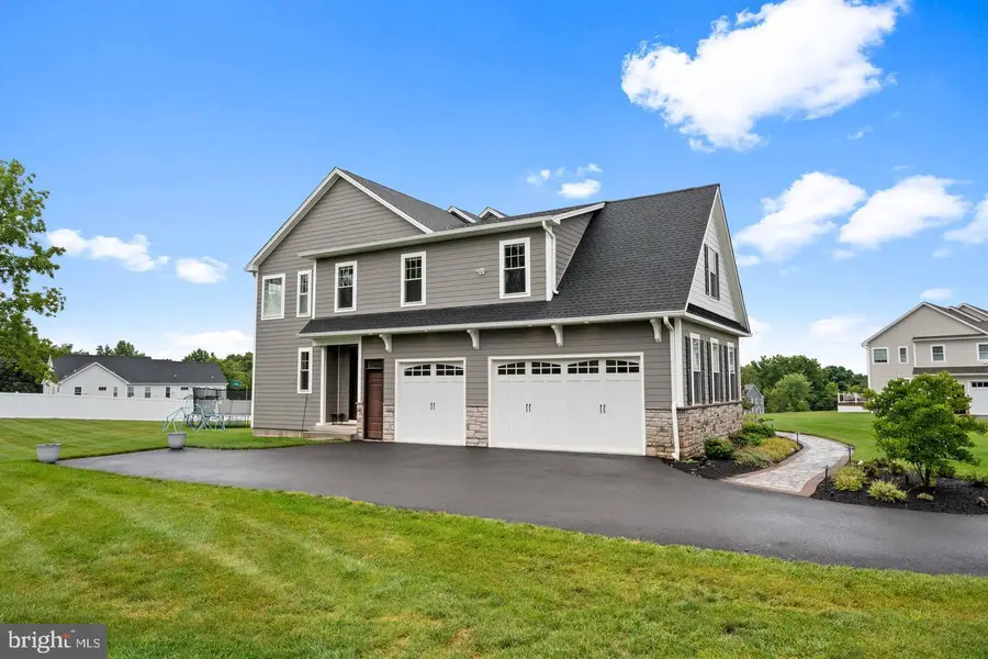 15 Marquis, Holland, PA 18966 - #3