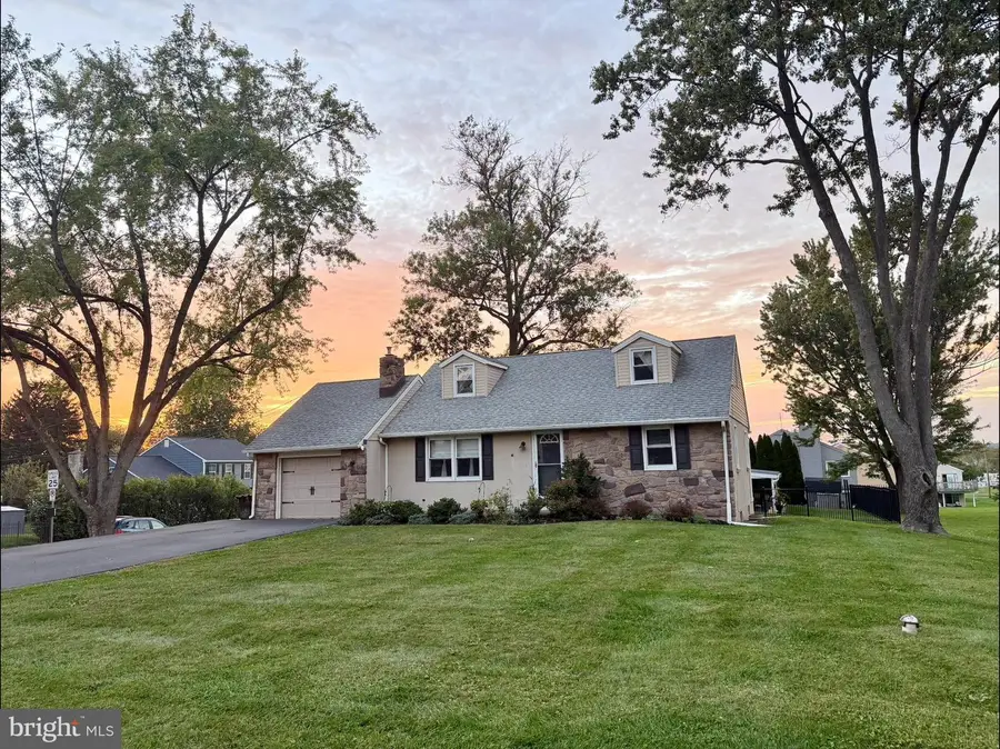 411 E Reliance Rd, Telford, PA 18969 - #3