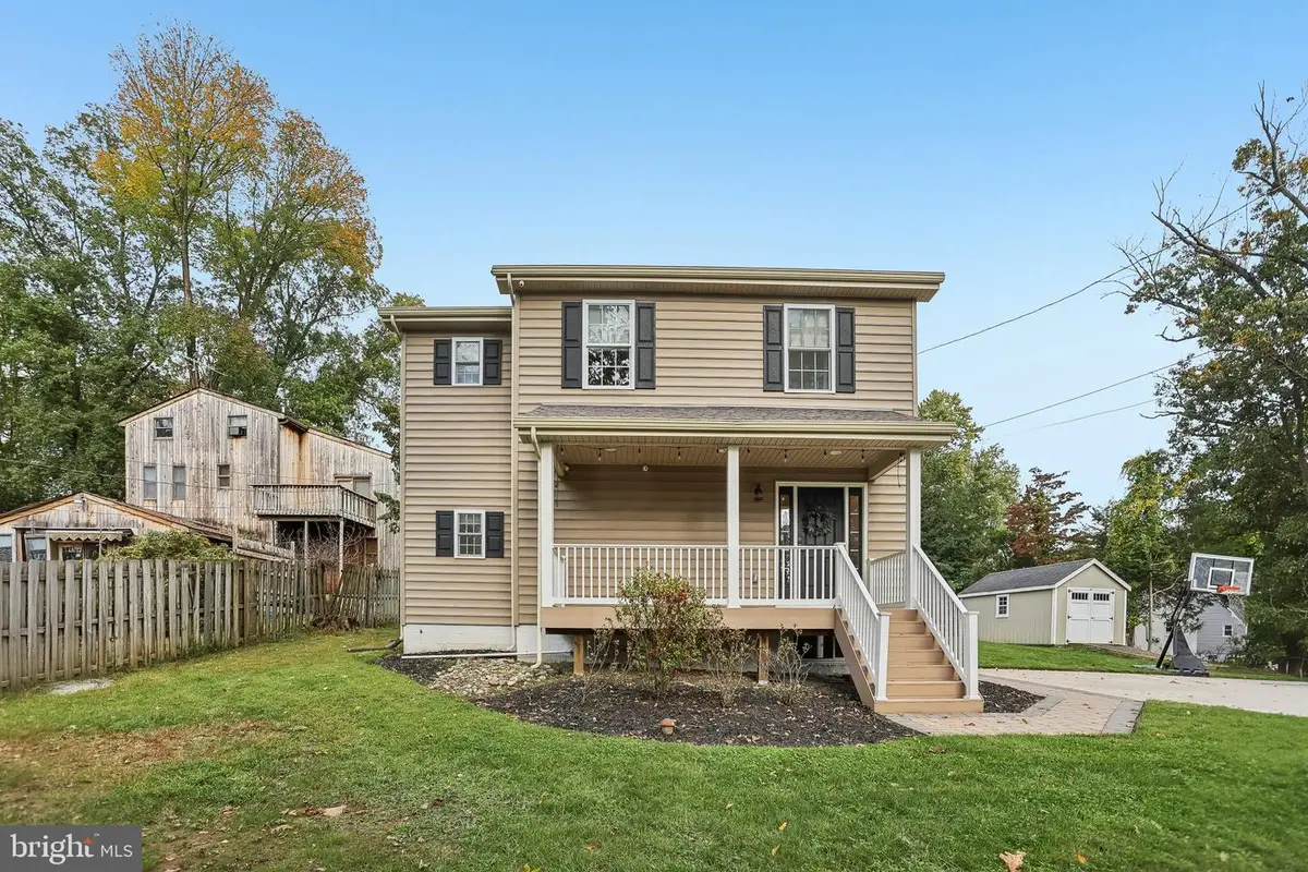 139 S Elmwood Ave, Langhorne, PA 19047 - #1