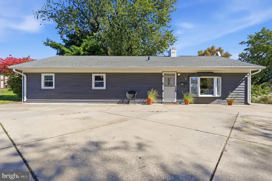 324 Devon Rd, Fairless Hills, PA 19030 - #3