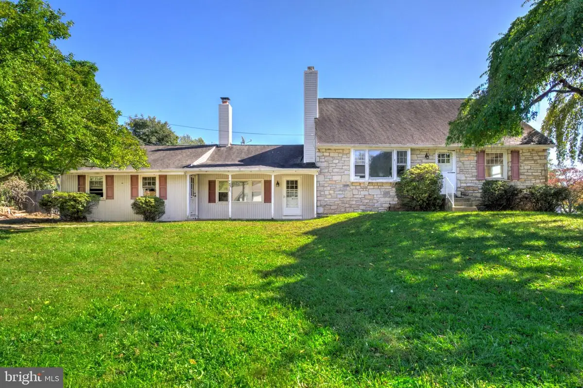 100 New Jersey Ave, Chalfont, PA 18914 - #1