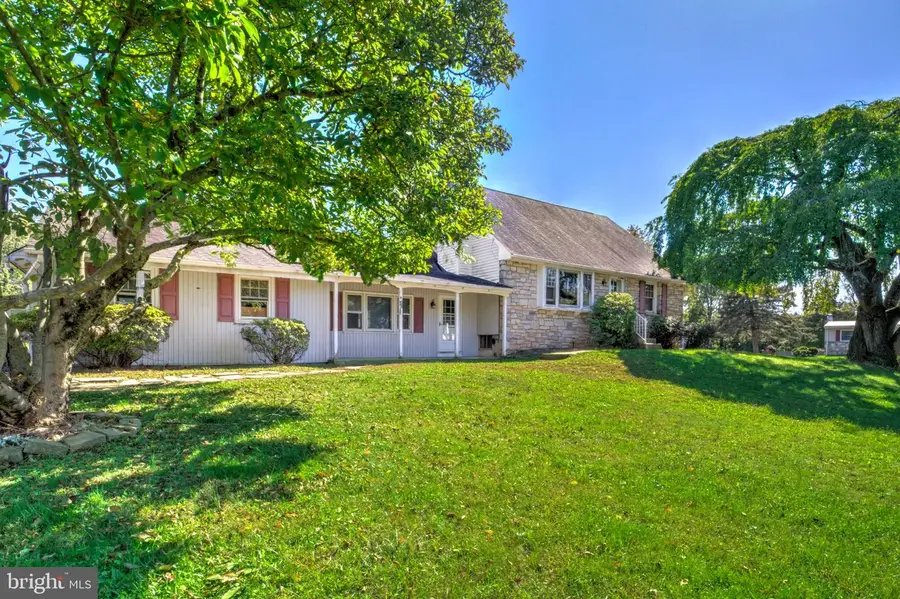 100 New Jersey Ave, Chalfont, PA 18914 - #2