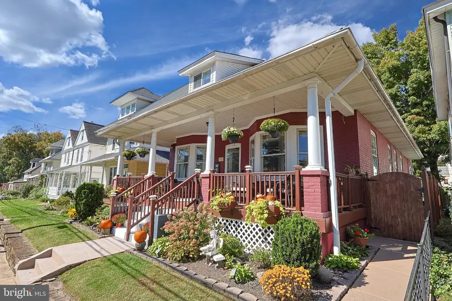 119 W Ashland St W, Doylestown, PA 18901 - #2