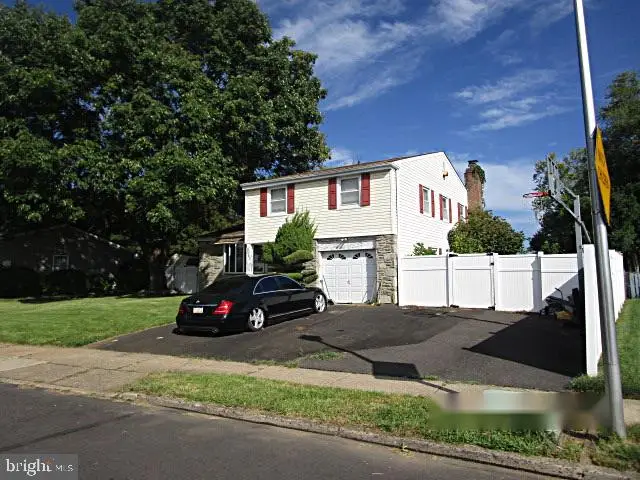 3582 West Dr, Bensalem, PA 19020 - #3