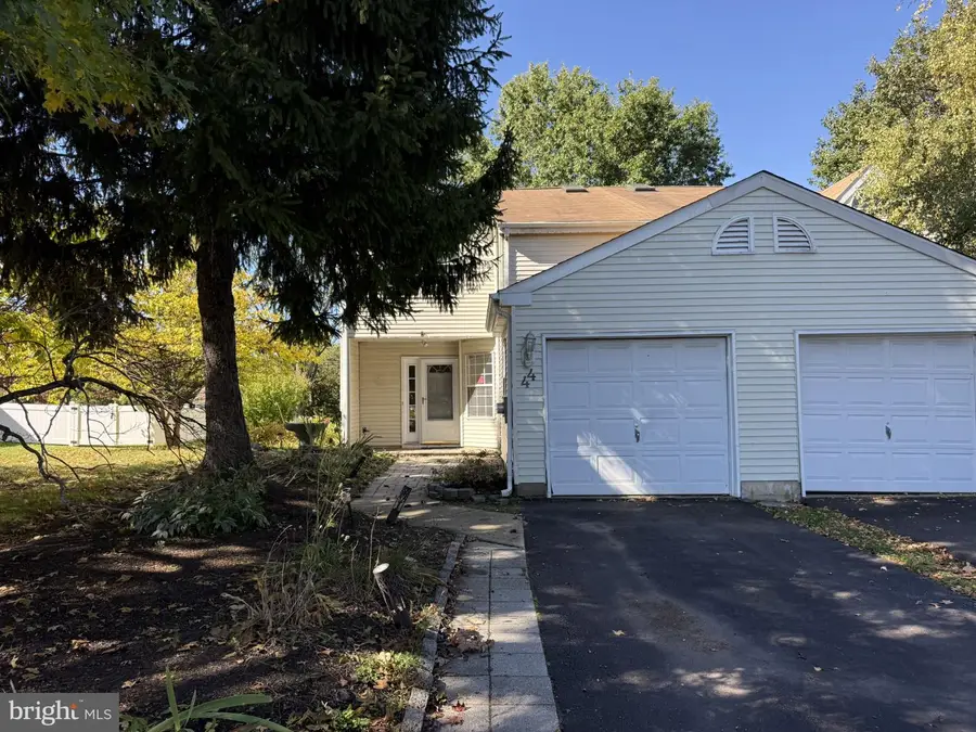 44 Kern Dr, Perkasie, PA 18944 - #2