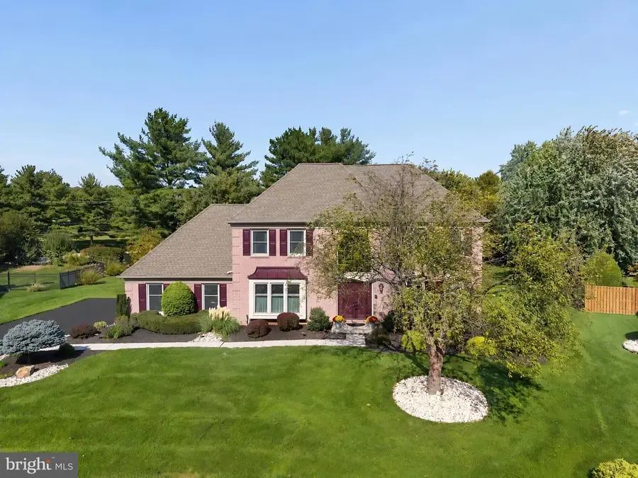 700 Fox Hollow Dr, Yardley, PA 19067 - #3