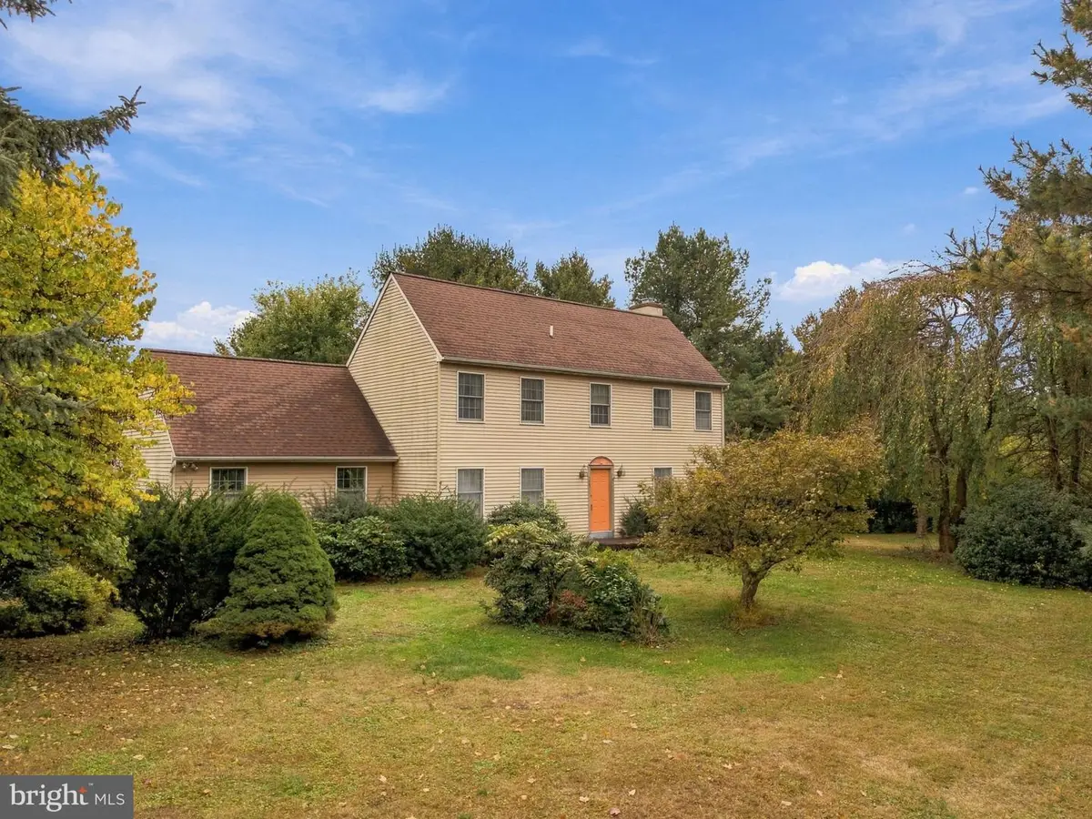 703 Broad St, Perkasie, PA 18944 - #1
