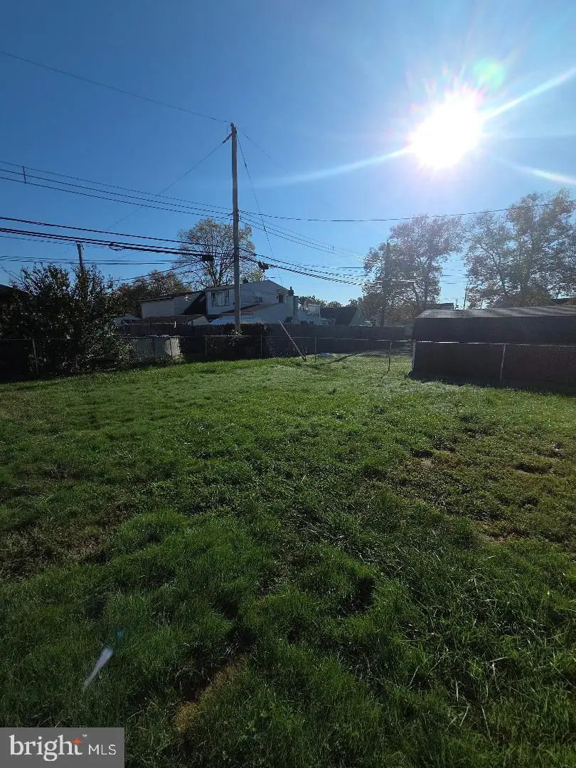 6 Cornflower Ln, Levittown, PA 19055 - #3