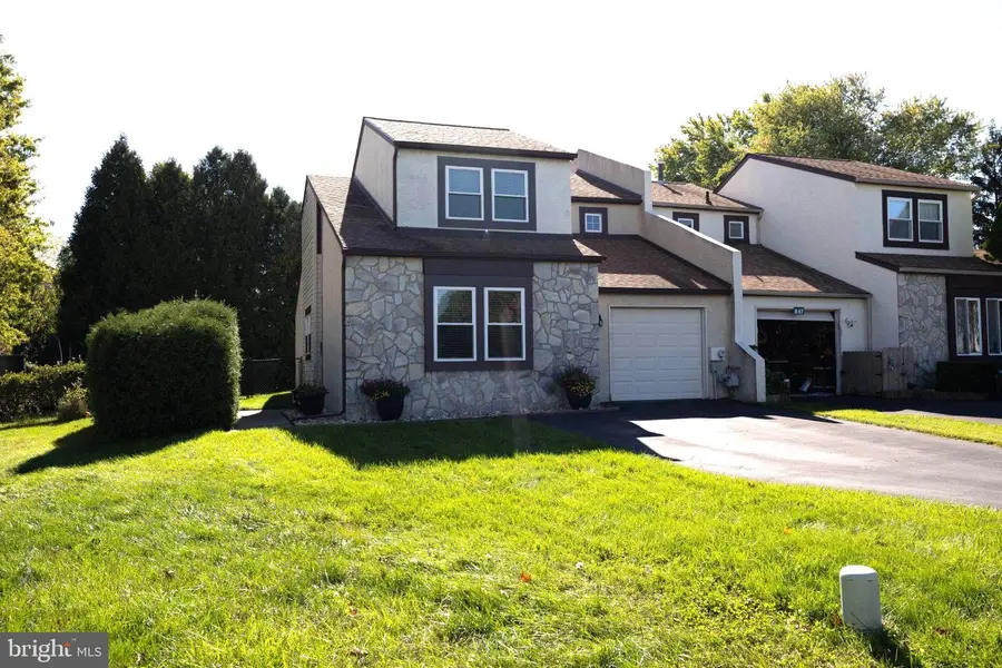 849 Thoreau Ct, Warminster, PA 18974 - #2