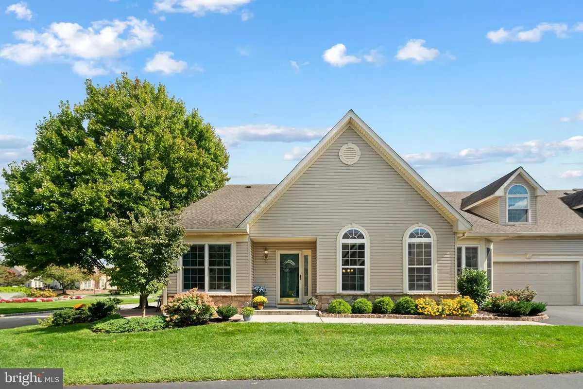 6 Shady Brook Dr, Langhorne, PA 19047 - #1