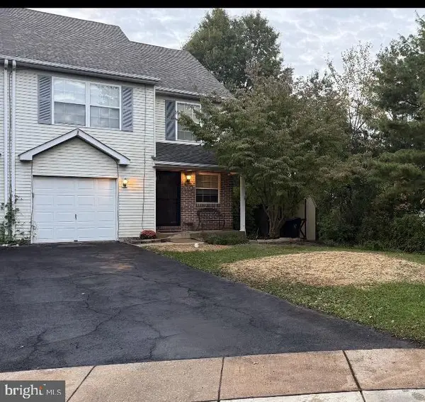 6196 Mountain Laurel Ct, PIPERSVILLE, PA 18947