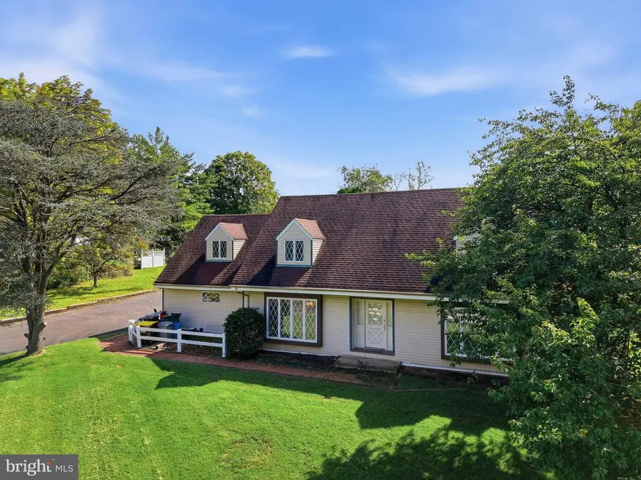 927 Mill Creek Rd, Wrightstown, PA 18980 - #3