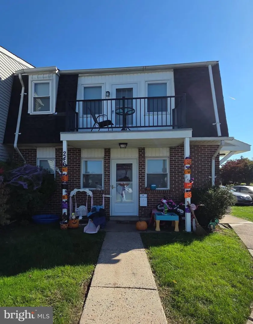 246-247 Washington Pl, Telford, PA 18969 - #1