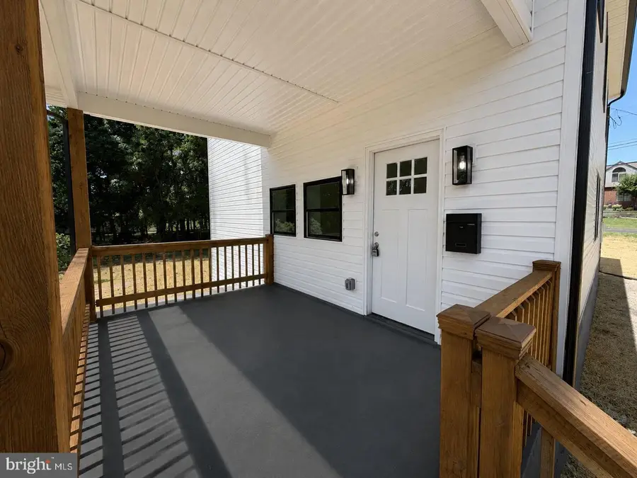 2620 New Falls Rd, Levittown, PA 19056 - #3
