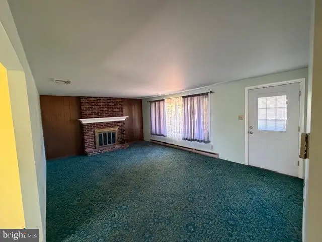 614 Keystone Dr, Sellersville, PA 18960 - #2
