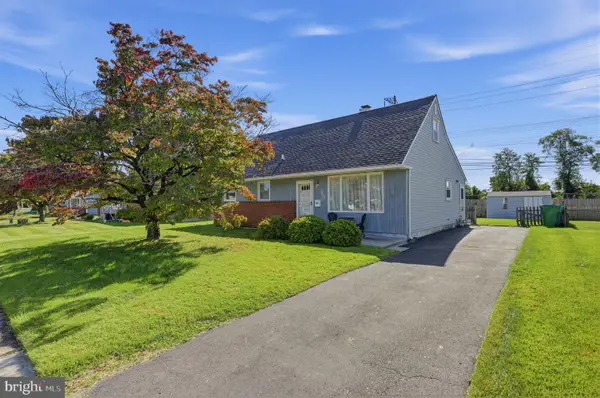1400 Nancy Dr, CROYDON, PA 19021