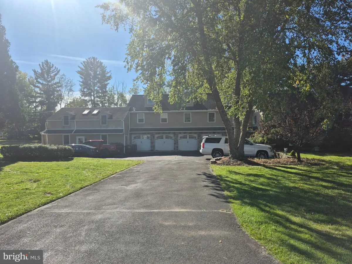 131 Richboro Rd, Newtown, PA 18940 - #1