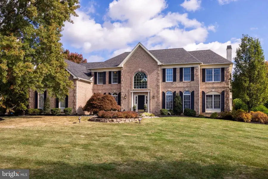 2068 Silverwood Dr, Newtown, PA 18940 - #3
