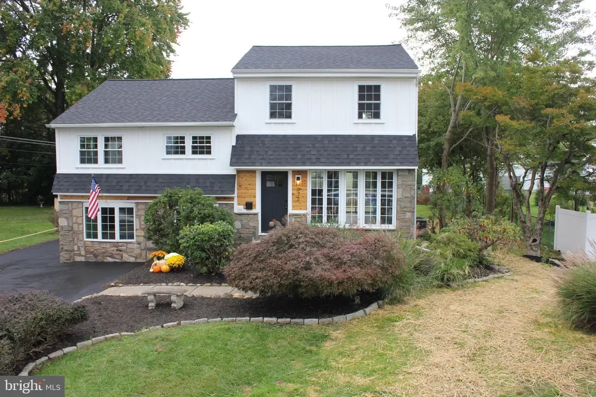 972 Windsor Rd, Warminster, PA 18974 - #1